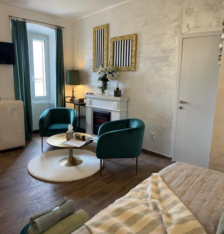 La Dolce Vita Luxury II Apartments With Best Free Private Parking In Center Pula Luaran gambar
